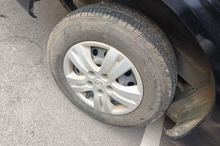 Used FORTHING Lingzhi 2020 M5L 1.6L Base Model 7 Seats