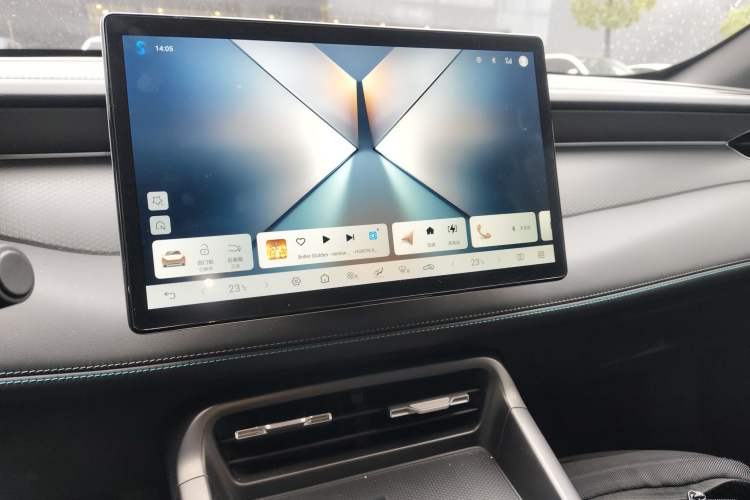 Used BYD Qin PLUS 2025 DM-i Smart Drive 55KM Beyond Model