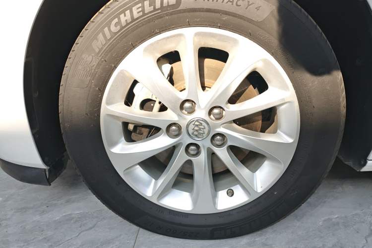 Used Buick GL8 2018 ES 28T Premium Model China VI Standard
