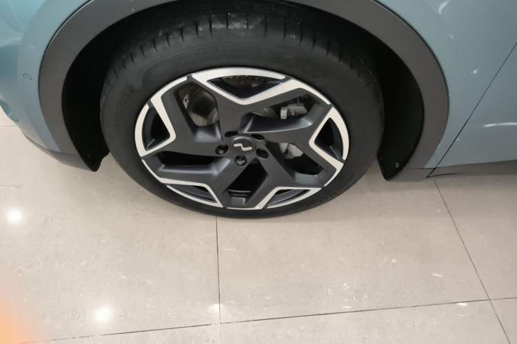 Used ONVO L60 2024 60 kWh Rear-Drive Version
