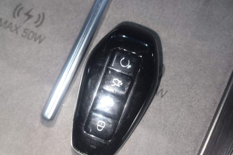 Used Denza Z9 2024 1100 km Four-Wheel Drive Max Version