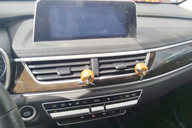 Used Dongfeng Fengon 580 2020 1.5T Manual Luxury Version
