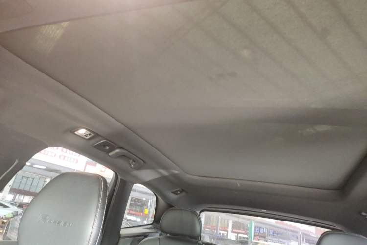 Used Volvo XC60 2019 T5 4x4 Smart & Dynamic Sport Edition China VI Standard
