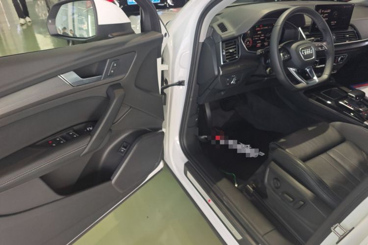 Used Audi Q5L 2022 40T Luxury Dynamic Model