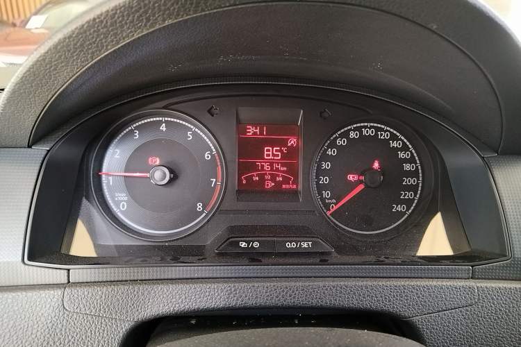 Used Volkswagen Santana 2018 1.5L Manual Fashion Edition