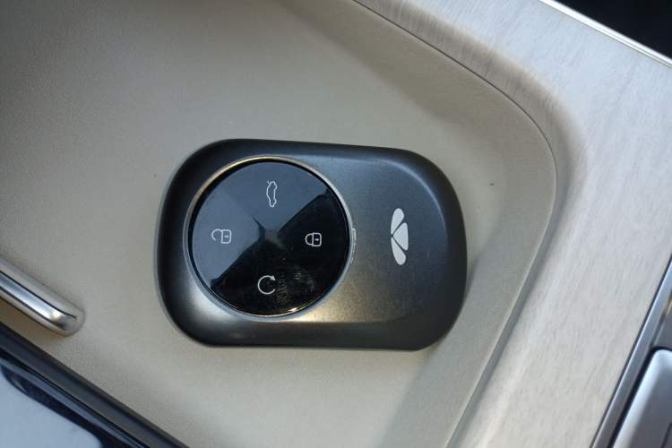 Used Chery Fengyun A8L 2025 1.5 TGDI 145 km Luxury Version
