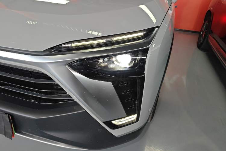 Used Nio ES8 2020 415 km Signature Edition 6-Seater Version
