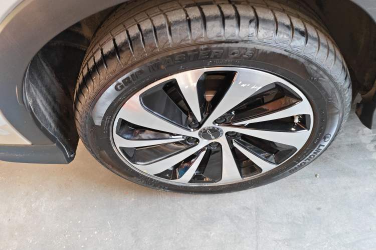 Used BYD Song PLUS New Energy 2024 HONOR Edition DM-i 110km Flagship Model
