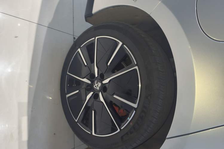 Used BYD Han L 2025 EV 701 km LiDAR Flagship Edition