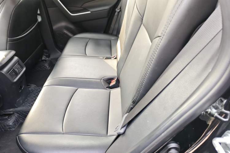 Used Toyota Wildlander 2022 Updated Version 2.0L CVT Two-Wheel Drive Leading Edition
