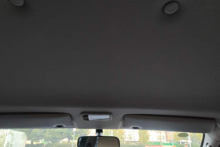 Used FORTHING Lingzhi 2023 M5L 1.6L Base Model 7 Seats