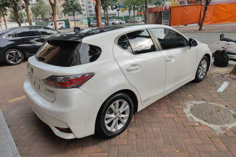 Used Lexus CT 2014 CT200h Comfort Edition Two-Tone