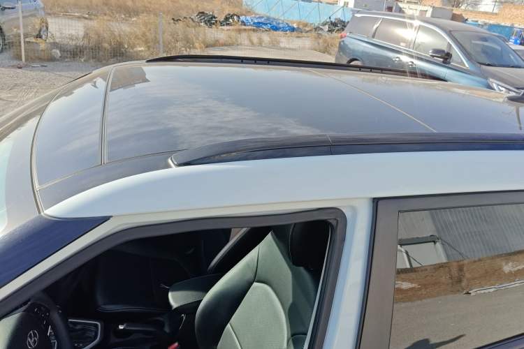 Used Hyundai ix25 2017 1.6L Automatic Smart Version
