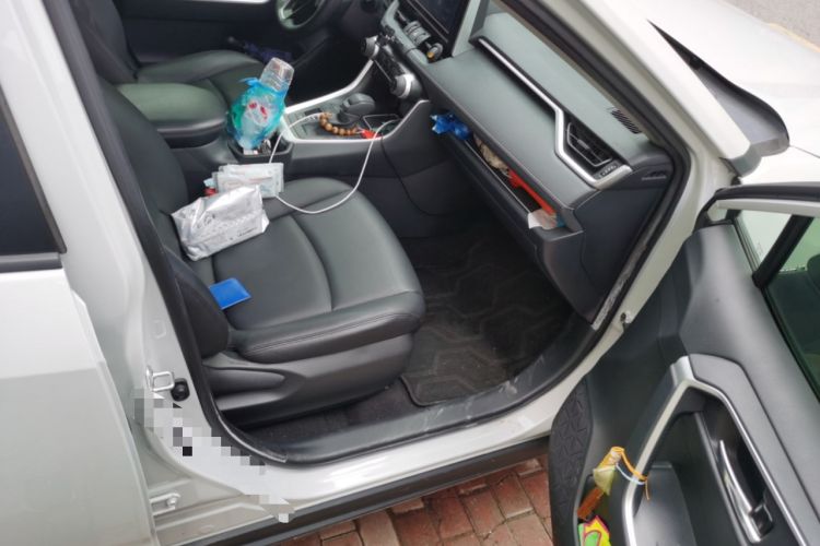 Used Toyota RAV4 2020 Dual-Engine 2.5L E-CVT Two-Wheel Drive Elite Edition
