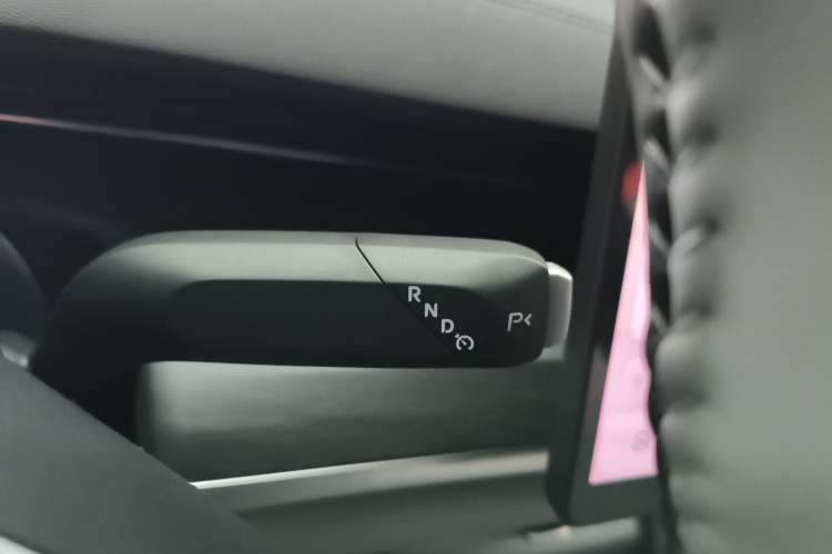 Used  A07 2025 Blue Whale Range-Extending Version 230 Flagship Model