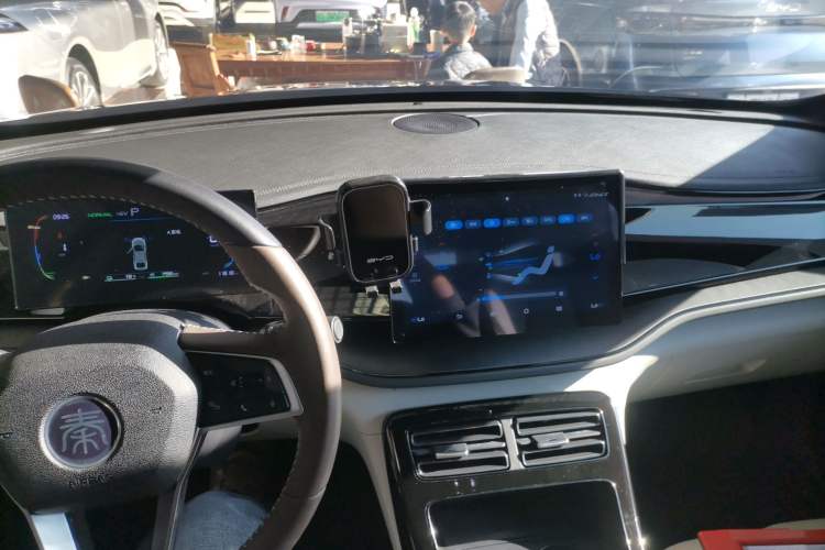 Used BYD Qin PLUS 2024 HONOR Edition DM-i 55KM Leading Model
