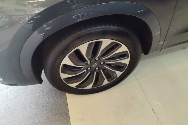 Used Hima AITO M7 2022 1.5T Four-Wheel Drive Luxury Edition