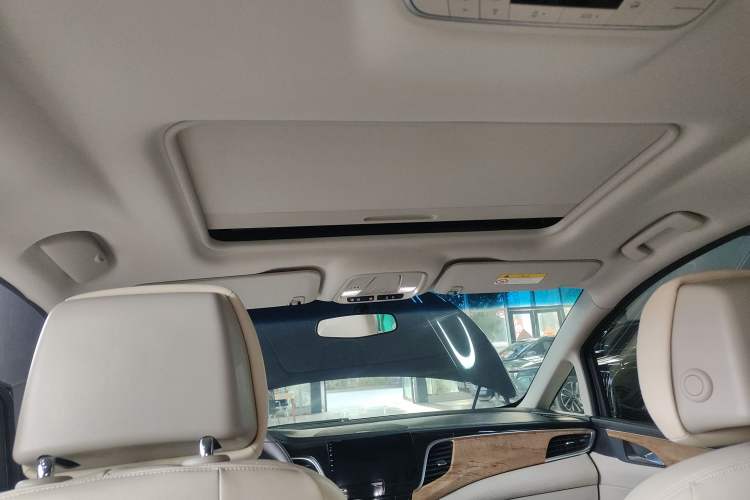 Used Buick GL8 2018 ES 28T Comfort Model China VI Standard
