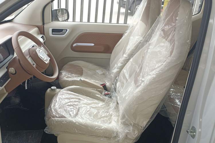 Used Wuling Hongguang MINIEV 2024 3rd Generation 215km Youth Edition
