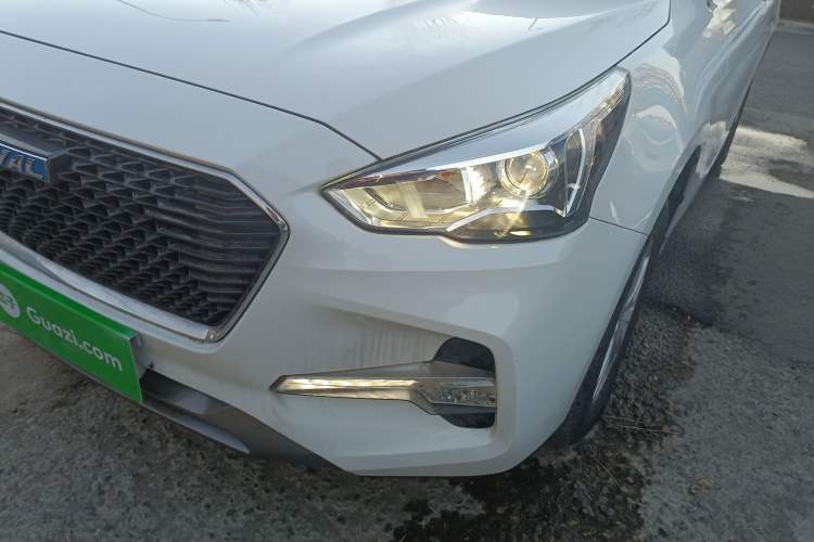 Used Haval M6 2017 1.5T Automatic Two-Wheel Drive Prestige Model