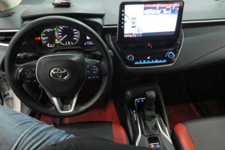 Used Toyota Corolla 2021 Dual-Engine 1.8L E-CVT Pioneer Edition
