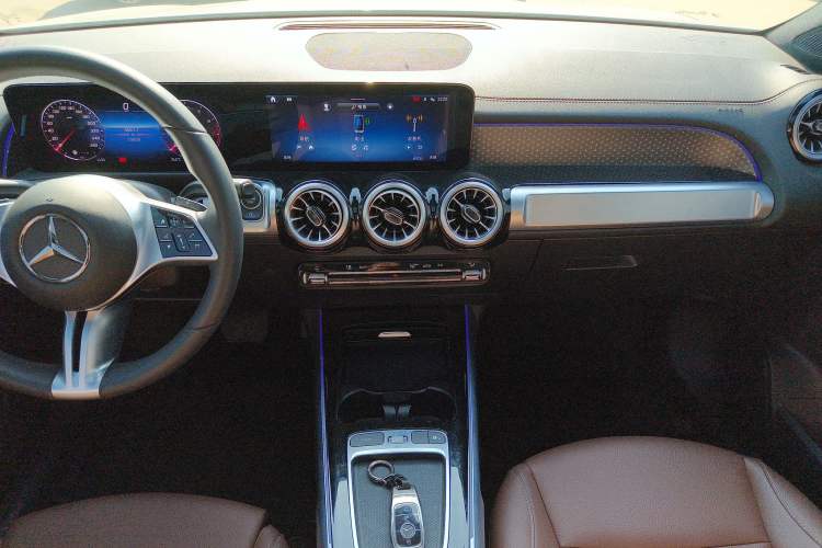 Used Mercedes-Benz GLB 2024 Refresh GLB 220 Dynamic Edition
