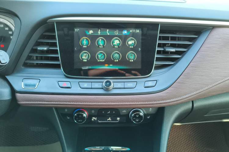 Used Buick GL6 2018 18T 6-Seater Luxury Model
