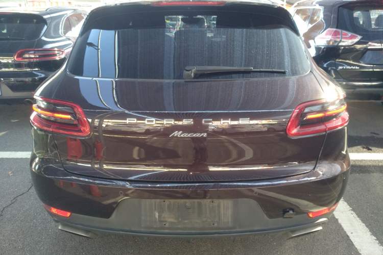 Used Porsche Macan 2017 Macan 2.0T