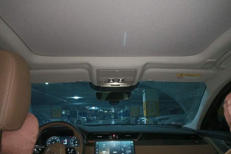 Used Jaguar XFL 2024 2.0T P250 Two-Wheel Drive Prestige Luxury Edition