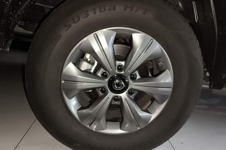 Used Great Wall Poer 2023 2.0T Commercial Version Automatic Diesel 4x4 Elite Long-Box GW4D20M
