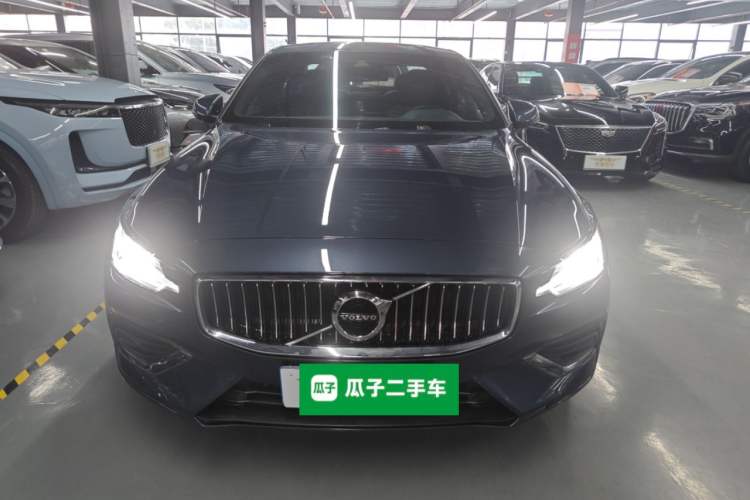 Used Volvo S60 2022 B4 Zhiyi Luxury Edition