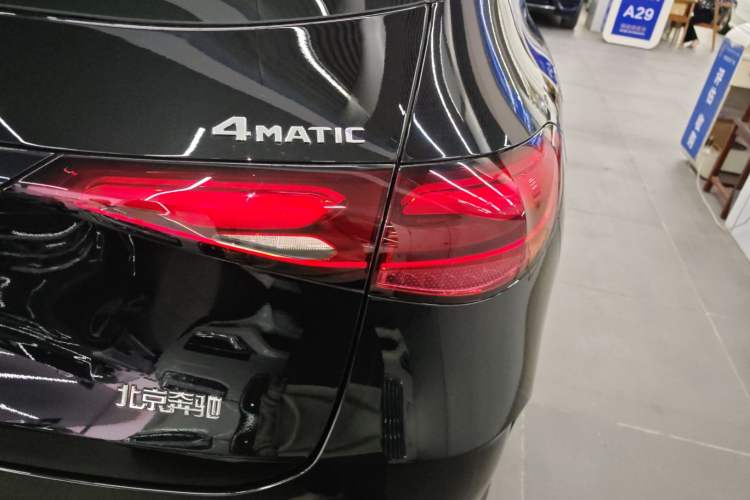 Used Mercedes-Benz GLC 2024 Refreshed GLC 300 L 4MATIC Dynamic Version 5 Seats
