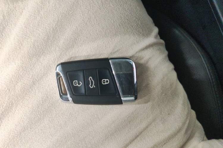 Used Volkswagen Magotan 2018 Facelift 330TSI DSG Luxury Model