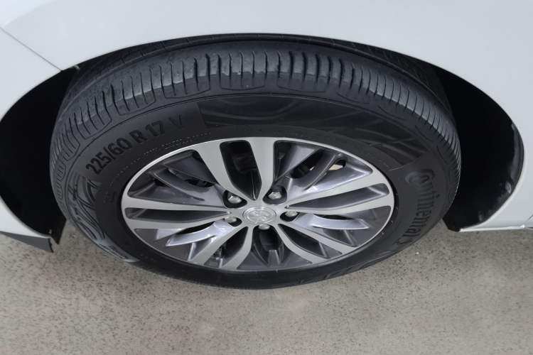 Used Buick GL8 2023 ES Lu Zun Deluxe Model
