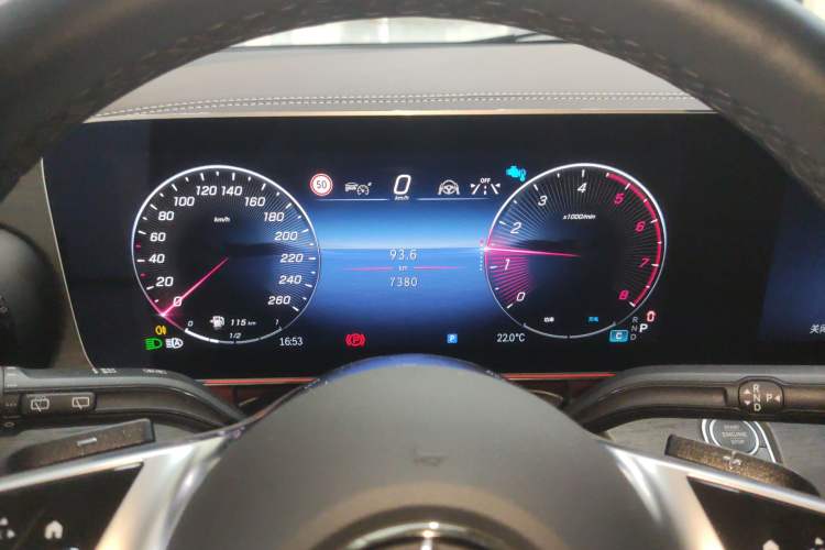 Used Mercedes-Benz V-Class 2024 V 300 Prestige Edition
