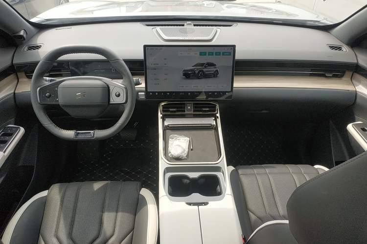 Used  Shanhai L6 2024 1.5TD DHT ULTRA