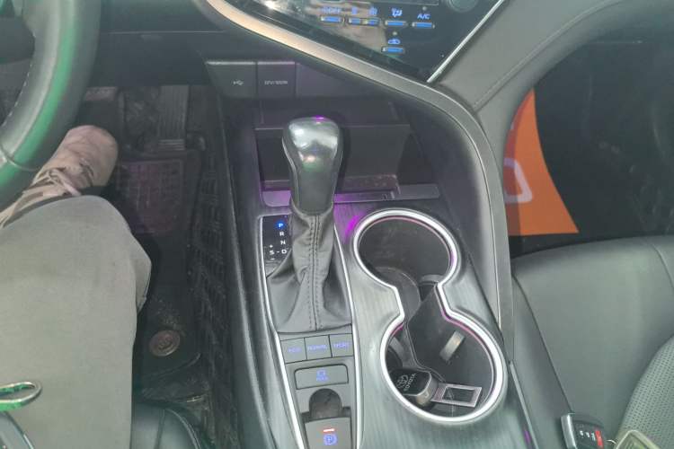 Used Toyota Camry 2021 2.5G Luxury Edition