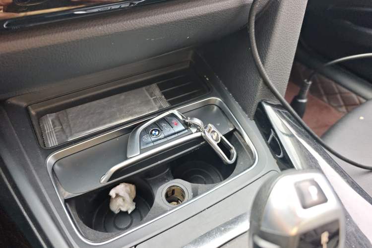 Used BMW 3 Series 2016 320Li Fashion Model
