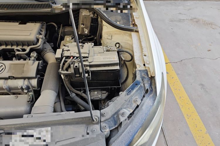 Used Volkswagen Polo 2013 1.6L Manual Comfort Edition
