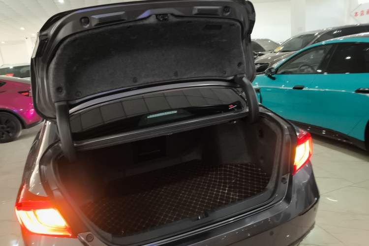 Used Honda Accord 2018 260TURBO Luxury Edition China VI