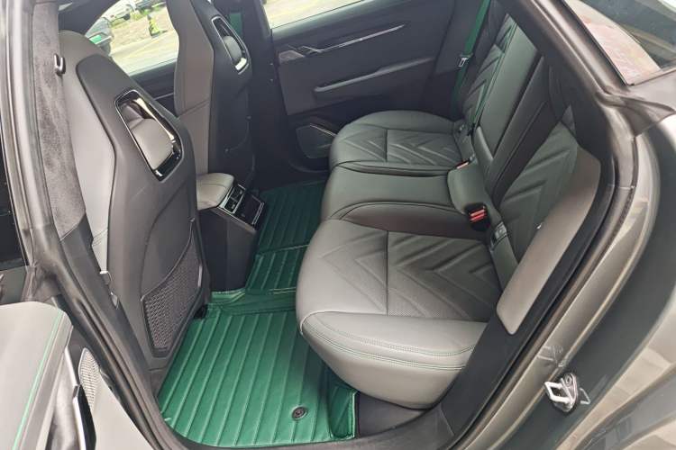 Used Zeekr 001 2022 Long-Range Dual-Motor WE Edition