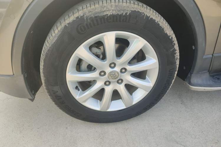 Used Buick Envision 2018 20T Two-Wheel Drive Luxury Model
