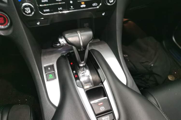 Used Honda Avancier 2017 240TURBO Two-Wheel Drive Premium Edition