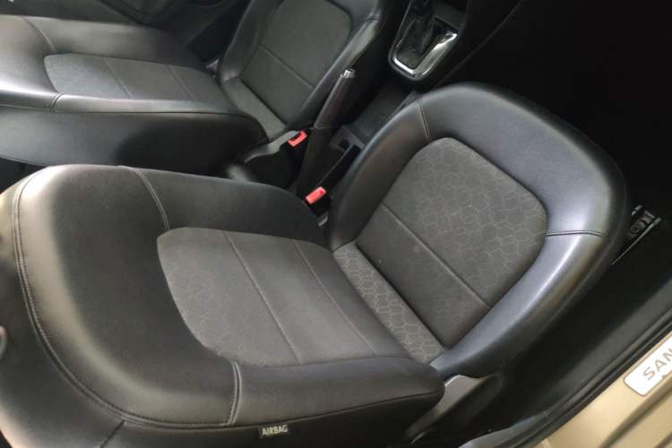 Used Volkswagen Santana 2015 1.6L Automatic Comfort Edition
