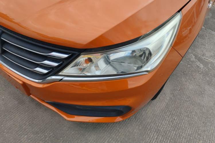 Used Baojun 310 2017 1.5L Automatic Fashion Model
