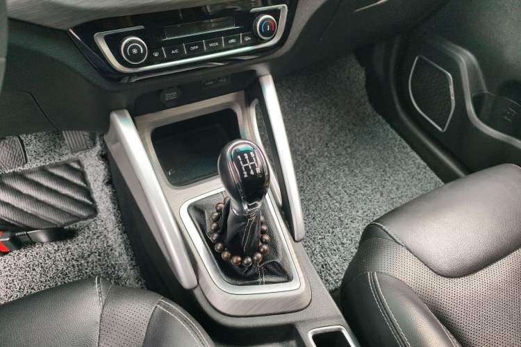 Used Geely Auto Vision X3 2017 1.5L Manual Luxury Model
