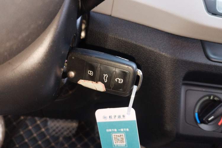 Used Skoda Fabia 2016 1.4L Automatic Car Enjoy Edition
