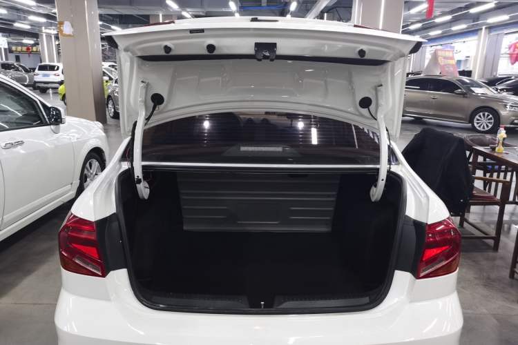 Used Volkswagen Jetta 2017 1.5L Automatic Fashion Model