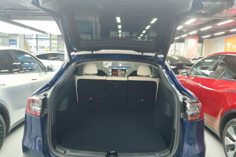 Used Tesla Model Y 2022 Rear-Wheel-Drive Version
