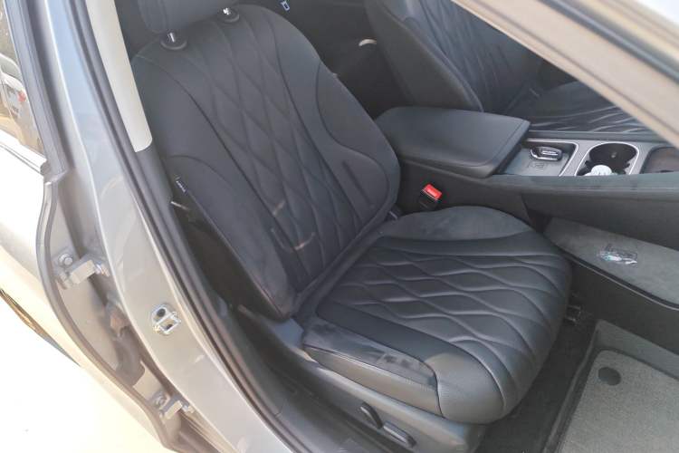 Used Roewe D7 2023 EV 510km Rear-Drive Flagship Edition